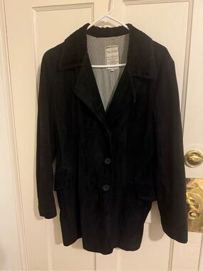 Vintage Women's Black Suede Coat